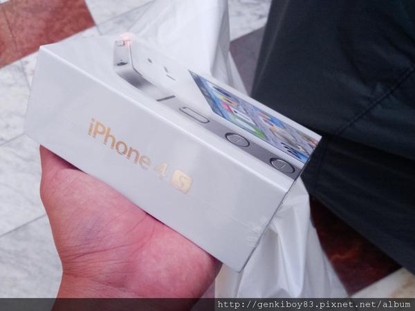 iPhone 4S排隊大作戰、開箱測試 iPhone 4S排隊大作戰、開箱測試