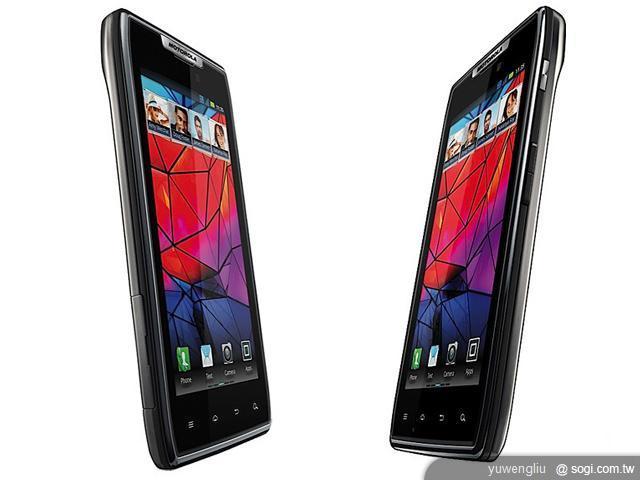 刀鋒手機再現 MOTO DROID RAZR發表 刀鋒手機再現 MOTO DROID RAZR發表