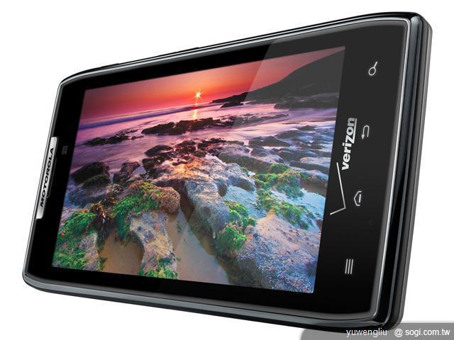 刀鋒手機再現 MOTO DROID RAZR發表 刀鋒手機再現 MOTO DROID RAZR發表