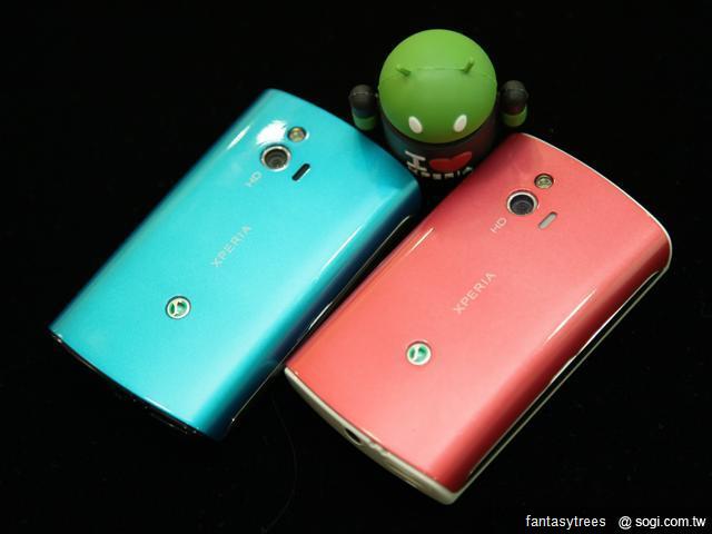 SE XPERIA mini推彩殼、Android 2.3.4更新