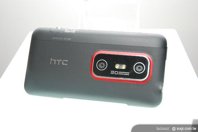 HTC EVO 3D 裸視3D攝錄王者