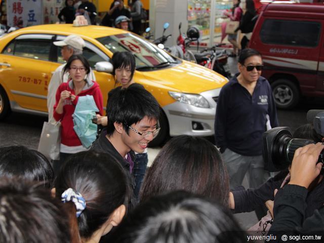 HTC Radar中華開賣 安心亞時計限量特惠