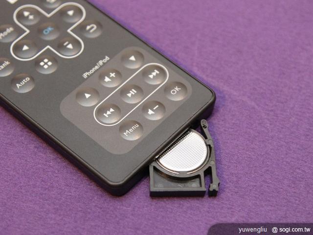 BenQ GP2迷你投影機 iPhone隨插即播 資訊月首賣