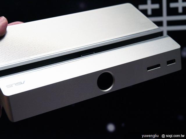 華碩至尊變形平板 17900元起 月底前升級ICS 華碩至尊變形平板 17900元起 月底前升級ICS