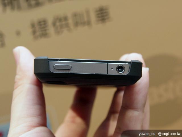 悠遊卡NFC背夾 讓iPhone 4也能當信用卡