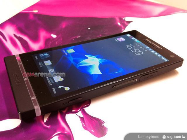 SE XPERIA Arc HD再現 美型設計一覽無遺 SE XPERIA Arc HD再現 美型設計一覽無遺