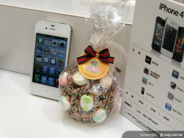 iPhone 4S 電信三雄與蘋果同步開賣