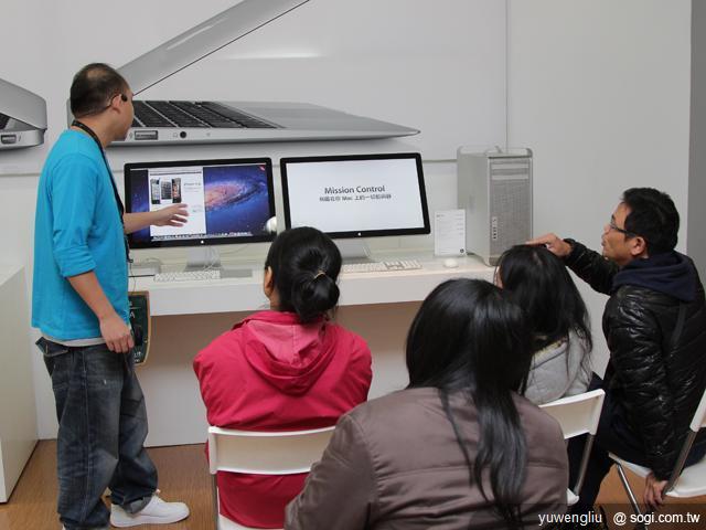 iPhone 4S 電信三雄與蘋果同步開賣