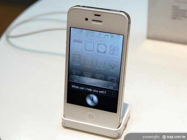 iPhone 4S 電信三雄與蘋果同步開賣