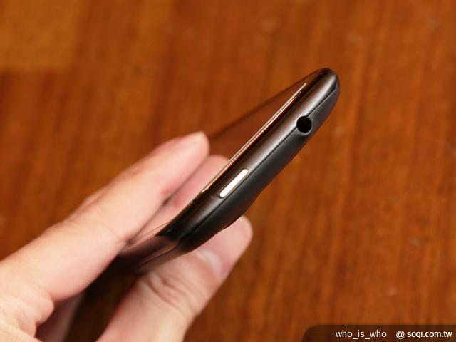 HTC Sensation XE Beats音樂潮感動