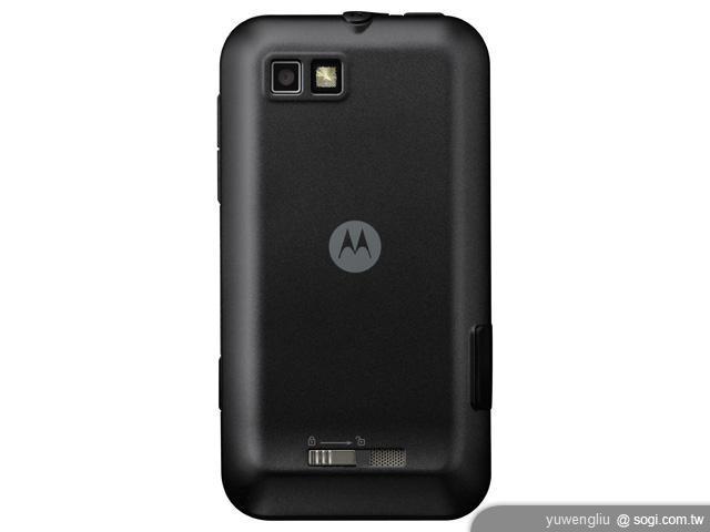 MOTO發表DEFY MINI全新小巧三防機 MOTO發表DEFY MINI全新小巧三防機