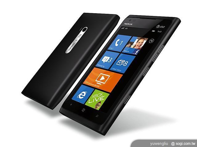 諾基亞WP新機Lumia 900正式亮相!【CES 2012】 諾基亞WP新機Lumia 900正式亮相!【CES 2012】