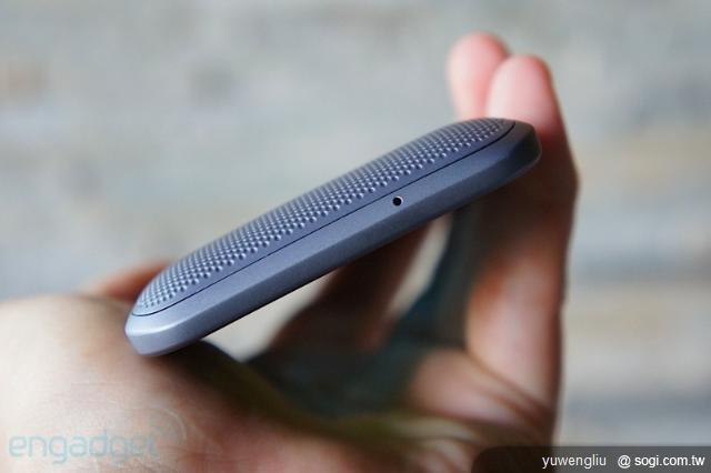 HTC TITAN II發表 相機升級1600萬畫素【CES 2012】 HTC TITAN II發表 相機升級1600萬畫素【CES 2012】