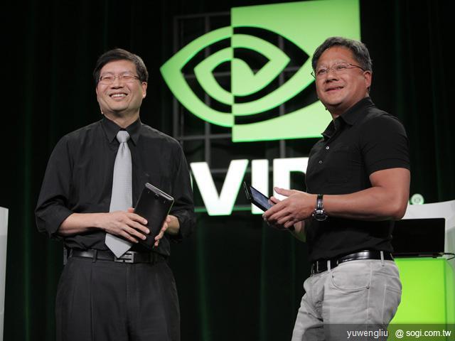 ASUS至尊變形平板提前升級Android 4.0.3【CES 2012】 ASUS至尊變形平板提前升級Android 4.0.3【CES 2012】