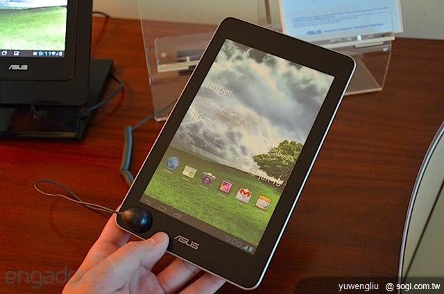 ASUS Eee Pad三連發 至尊平板再升級【CES 2012】 ASUS Eee Pad三連發 至尊平板再升級【CES 2012】