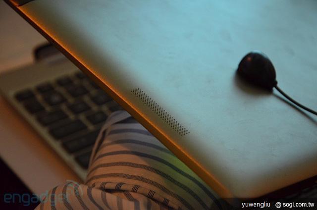 ASUS Eee Pad三連發 至尊平板再升級【CES 2012】 ASUS Eee Pad三連發 至尊平板再升級【CES 2012】