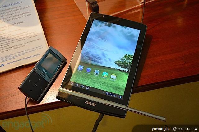 ASUS Eee Pad三連發 至尊平板再升級【CES 2012】 ASUS Eee Pad三連發 至尊平板再升級【CES 2012】