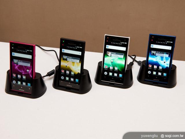 日本DoCoMo推SE XPERIA NX、Acro HD雙機 日本DoCoMo推SE XPERIA NX、Acro HD雙機