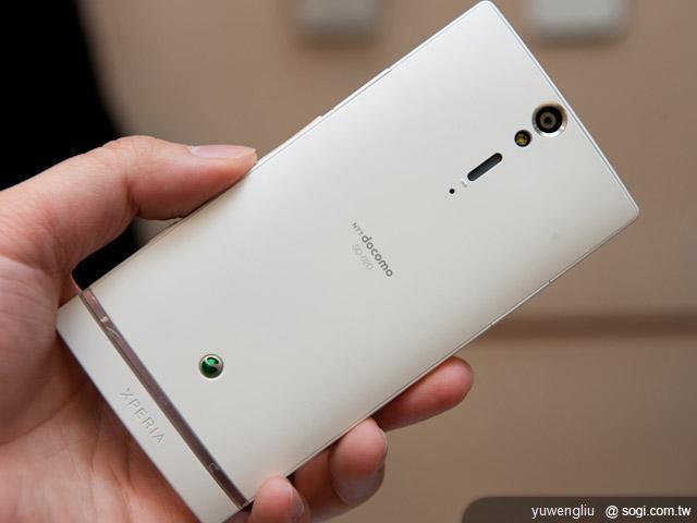日本DoCoMo推SE XPERIA NX、Acro HD雙機 日本DoCoMo推SE XPERIA NX、Acro HD雙機