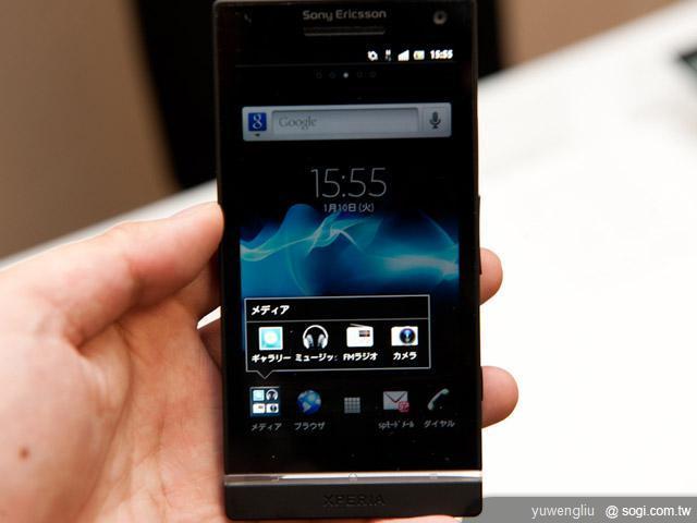 日本DoCoMo推SE XPERIA NX、Acro HD雙機 日本DoCoMo推SE XPERIA NX、Acro HD雙機