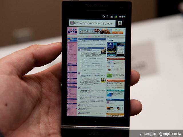 日本DoCoMo推SE XPERIA NX、Acro HD雙機 日本DoCoMo推SE XPERIA NX、Acro HD雙機