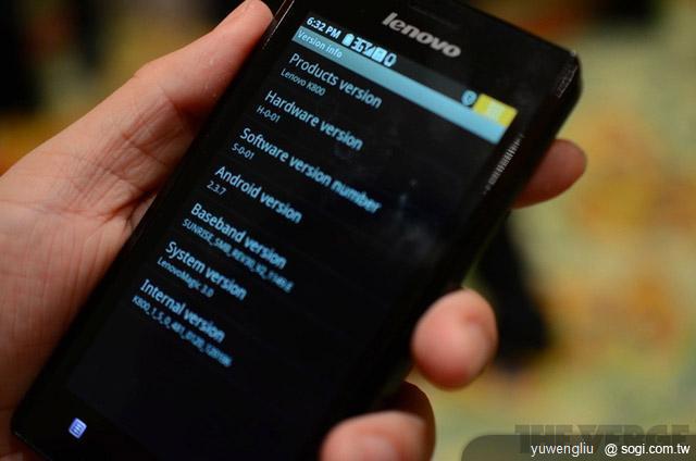 首款Intel Atom Medfield手機 聯想K800搶頭香【CES 2012】