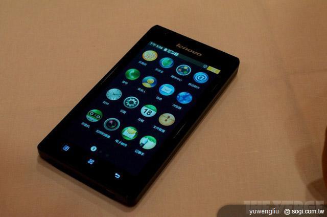 首款Intel Atom Medfield手機 聯想K800搶頭香【CES 2012】