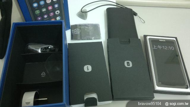 白色N9-64G不專業開箱文~~ 白色N9-64G不專業開箱文~~