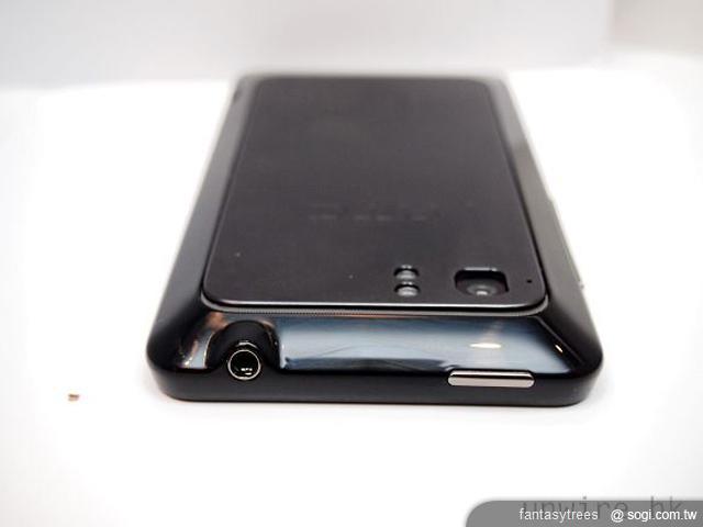 HTC Velocity 4G香港實測 LTE速度秒殺群雄 HTC Velocity 4G香港實測 LTE速度秒殺群雄