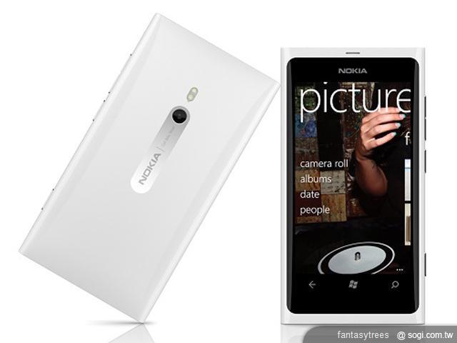 諾基亞Lumia 800靚白新色 2012第1季登台 諾基亞Lumia 800靚白新色 2012第1季登台