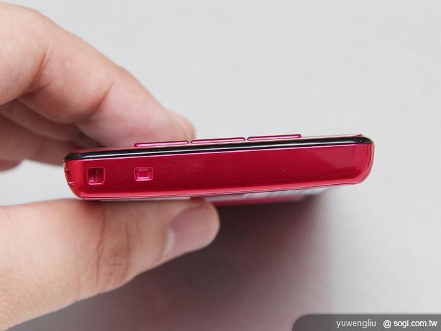 Panasonic P-02D LUMIX智慧攝錄高手