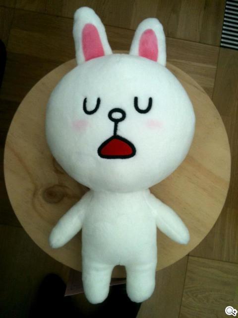 通訊軟體LINE推表情人物布偶 可愛指數破表