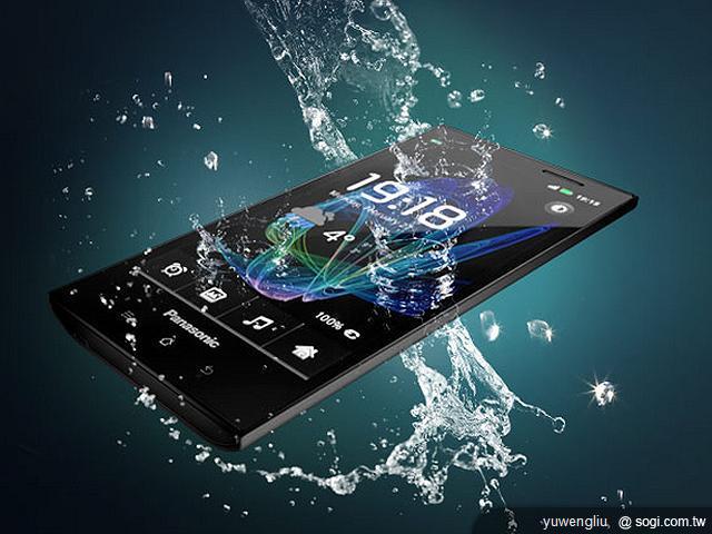 Panasonic發表Eluga超輕薄防水雙核智慧機 Panasonic發表Eluga超輕薄防水雙核智慧機