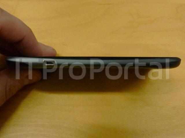 MWC2012前夕 HTC One X、S連袂曝光? MWC2012前夕 HTC One X、S連袂曝光?