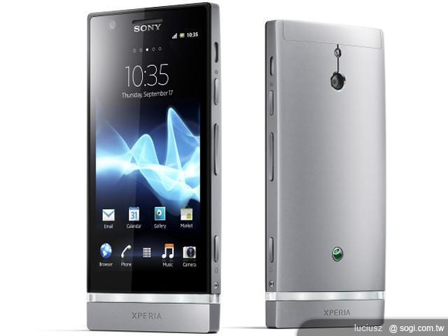 Sony XPERIA P、XPERIA U降臨 發表現場直擊【MWC 2012】 Sony XPERIA P、XPERIA U降臨 發表現場直擊【MWC 2012】