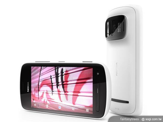 諾基亞發表41MP新機808 PureView與Lumia 900/610 諾基亞發表41MP新機808 PureView與Lumia 900/610
