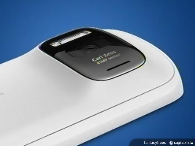 諾基亞發表41MP新機808 PureView與Lumia 900/610 諾基亞發表41MP新機808 PureView與Lumia 900/610