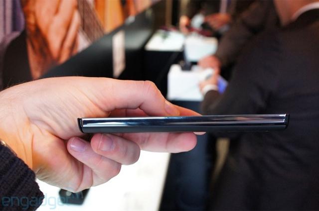 松下Eluga Power現身 搭5吋螢幕與高通S4處理器【MWC 2012】 松下Eluga Power現身 搭5吋螢幕與高通S4處理器【MWC 2012】