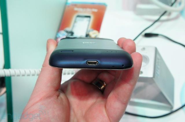 ZTE Era四核新機 支援Android 4.0與LTE【MWC 2012】