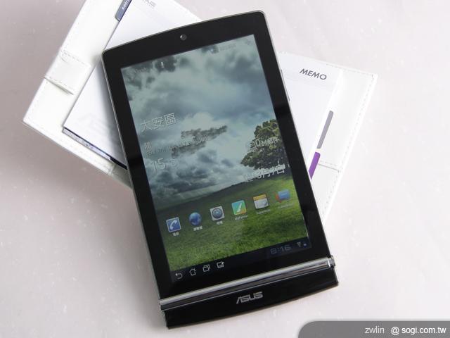 華碩Eee Pad MeMO 觸控、手寫、還能打電話