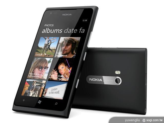諾基亞Lumia 900傳美國4/8開賣 電視廣告公開 諾基亞Lumia 900傳美國4/8開賣 電視廣告公開