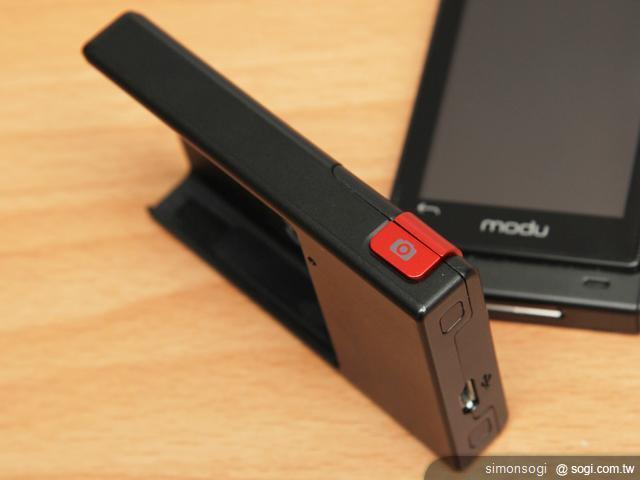 modu T迷你手機 搭配擴充模組超多變