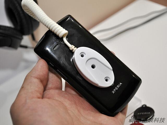 Sony首款ICS新機XPERIA Neo L中國發表 Sony首款ICS新機XPERIA Neo L中國發表