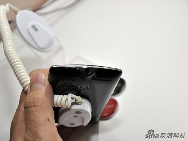 Sony首款ICS新機XPERIA Neo L中國發表 Sony首款ICS新機XPERIA Neo L中國發表