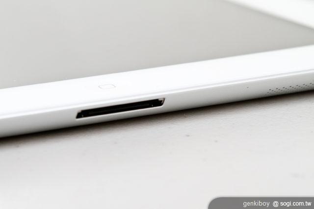 Apple The New iPad螢幕、相機、效能全面進化 Apple The New iPad螢幕、相機、效能全面進化