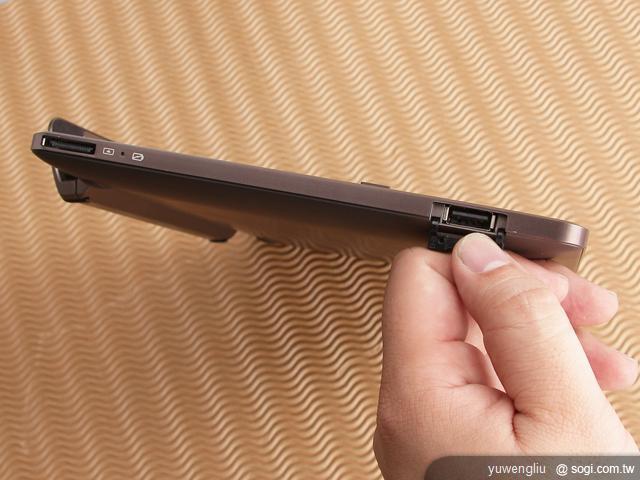 ASUS PadFone變形手機百變登場《平板篇》