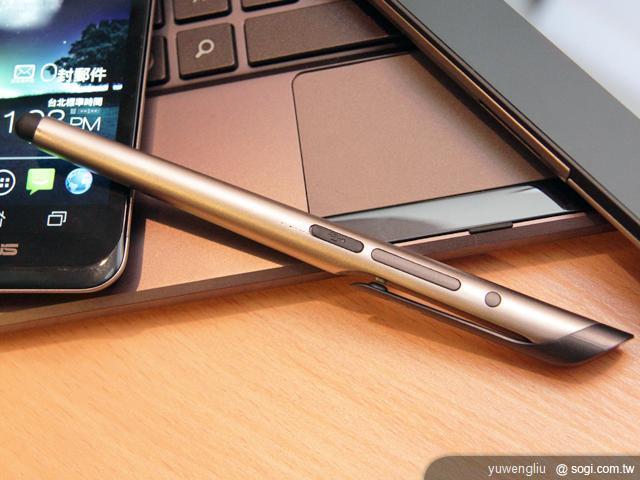 ASUS PadFone變形手機百變登場《平板篇》