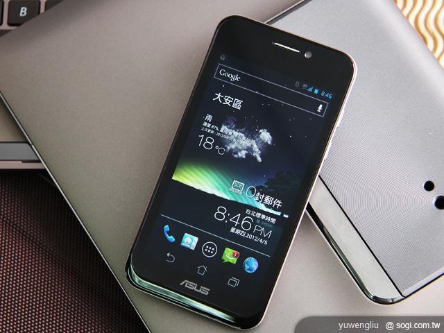 ASUS PadFone變形手機百變登場《手機篇》