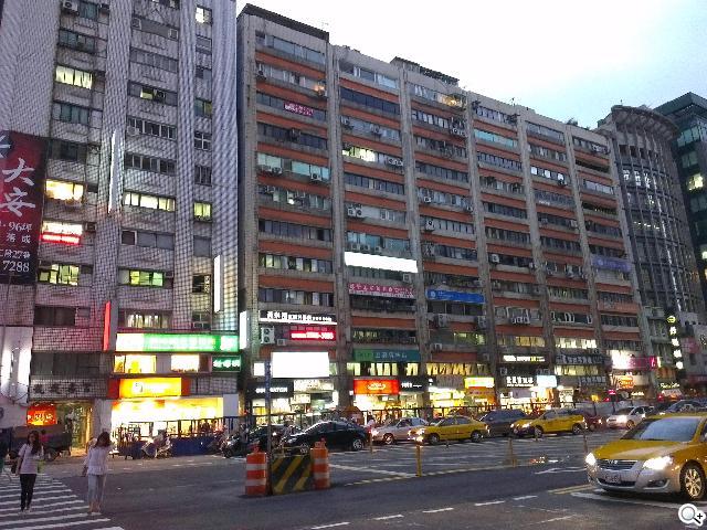 HTC One X、Sony XPERIA S雙雄 攝錄交鋒 HTC One X、Sony XPERIA S雙雄 攝錄交鋒