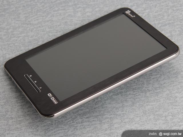 「我是馬克」加持的8吋平板 人因科技MD8052